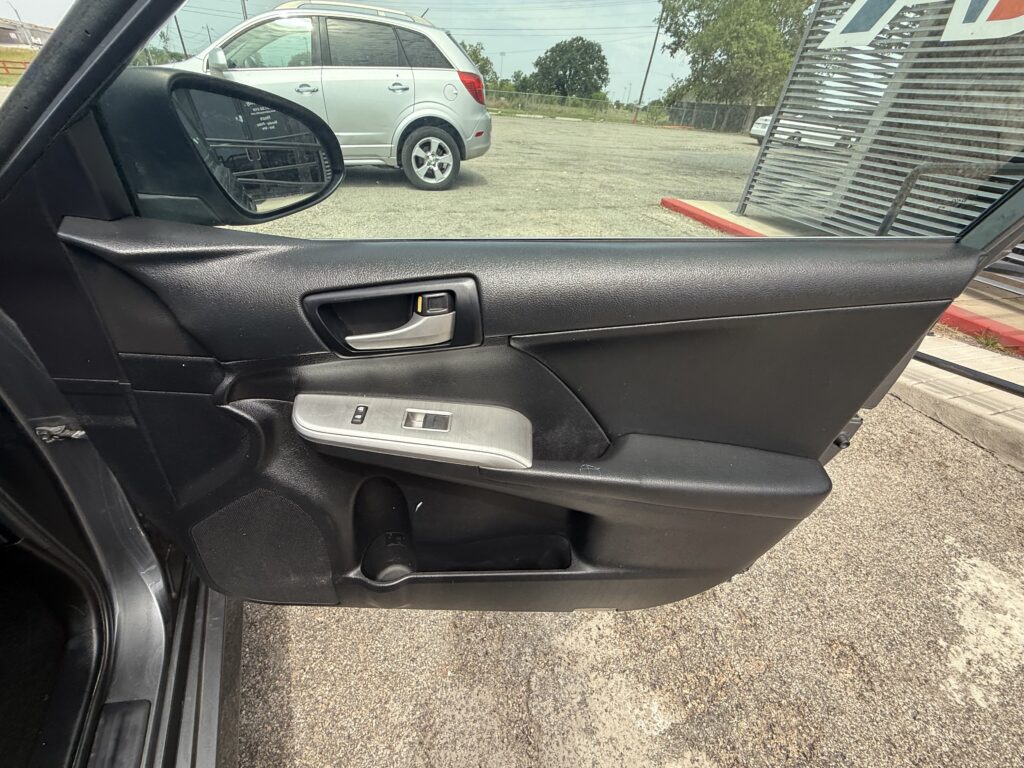 2012 TOYOTA CAMRY SE; LE; XLE