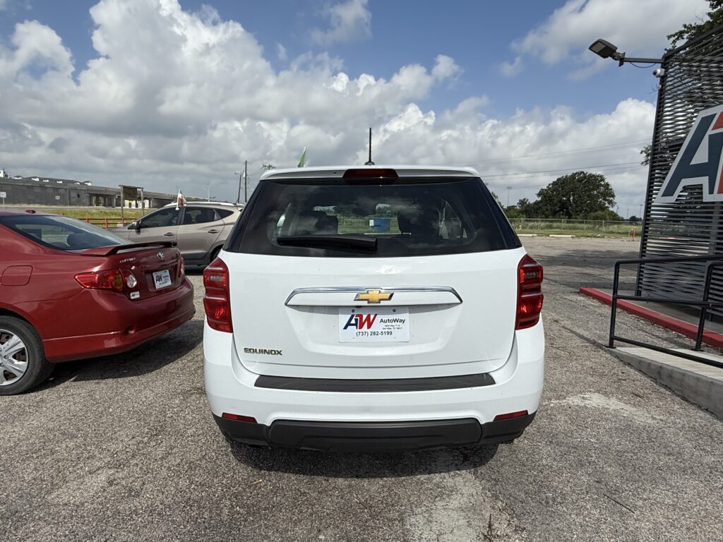 2017 CHEVROLET EQUINOX LS