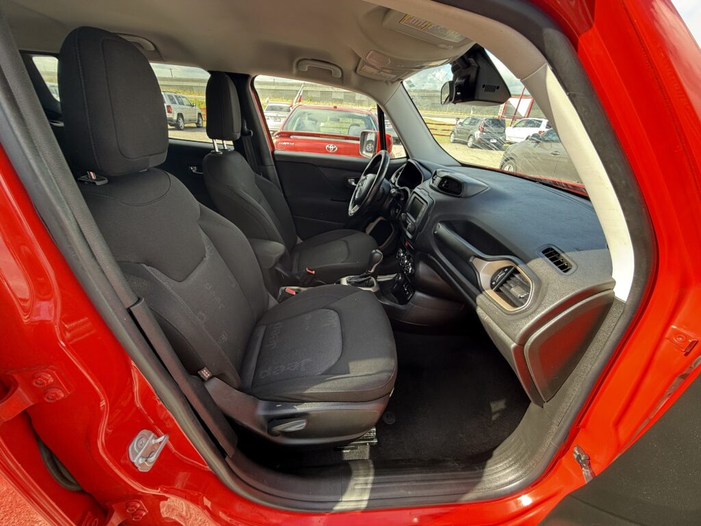 0 JEEP RENEGADE LATITUDE