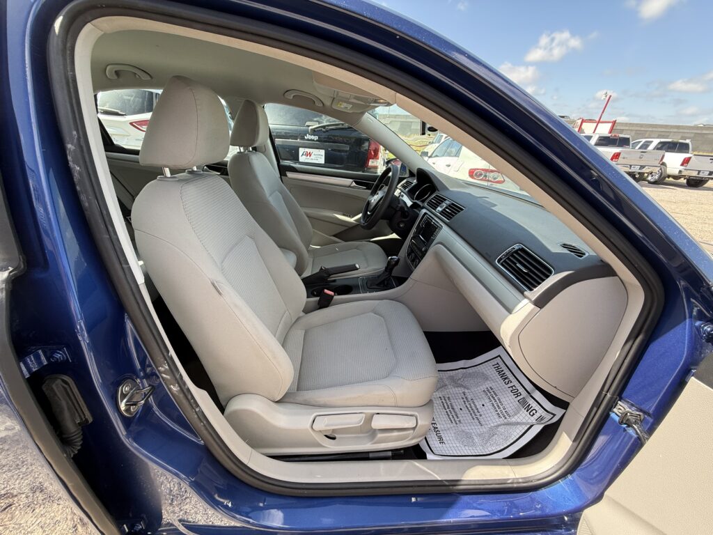 0 VOLKSWAGEN PASSAT S