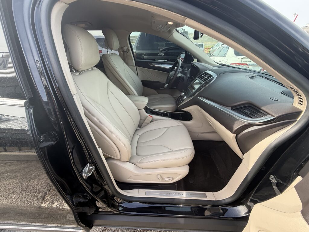 2017 LINCOLN MKC PREMIER