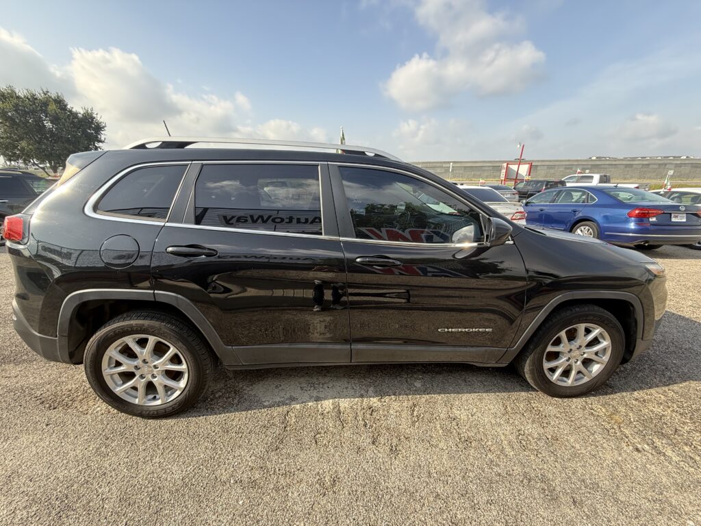 2017 JEEP CHEROKEE LATITUDE