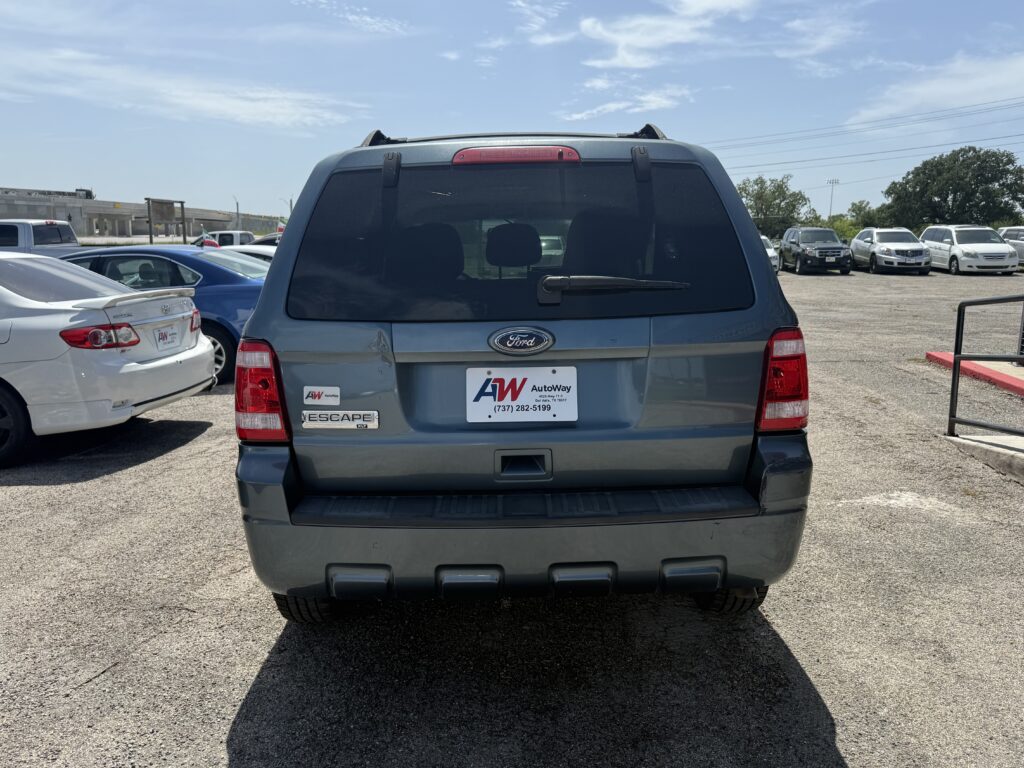 2010 FORD ESCAPE