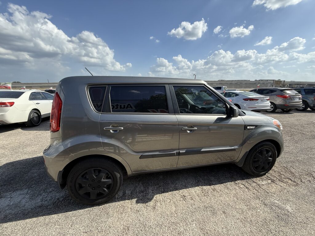 2013 KIA SOUL