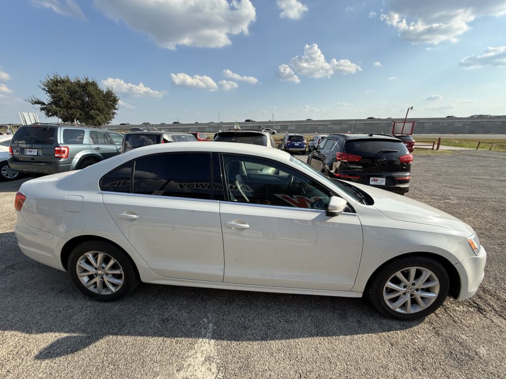 2014 VOLKSWAGEN JETTA SE