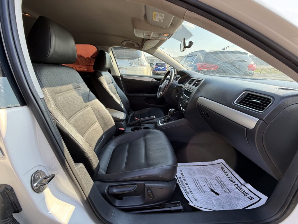 2014 VOLKSWAGEN JETTA SE