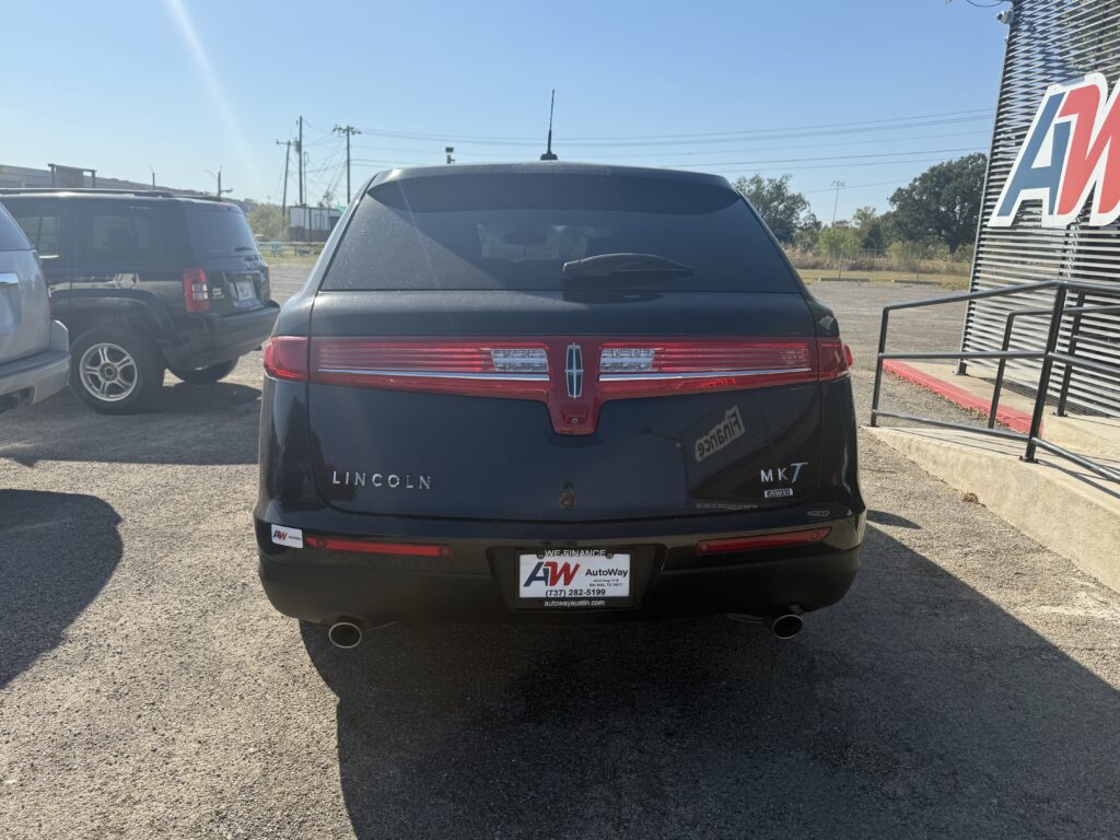 2015 LINCOLN MKT