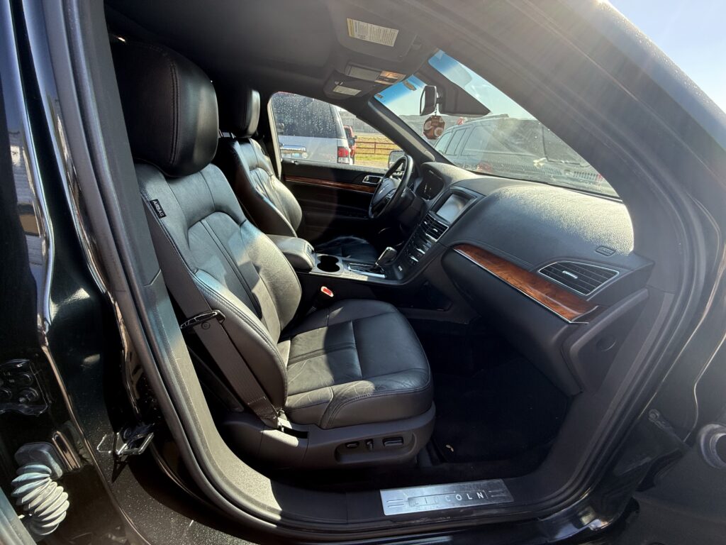 2015 LINCOLN MKT