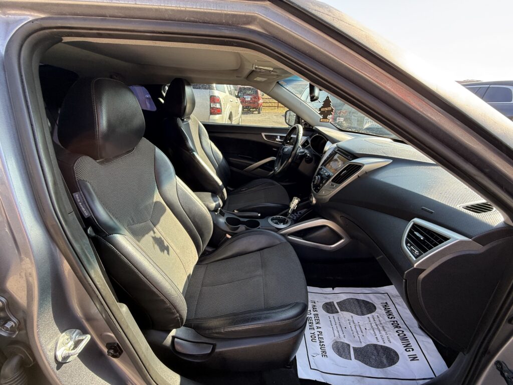 2013 HYUNDAI VELOSTER