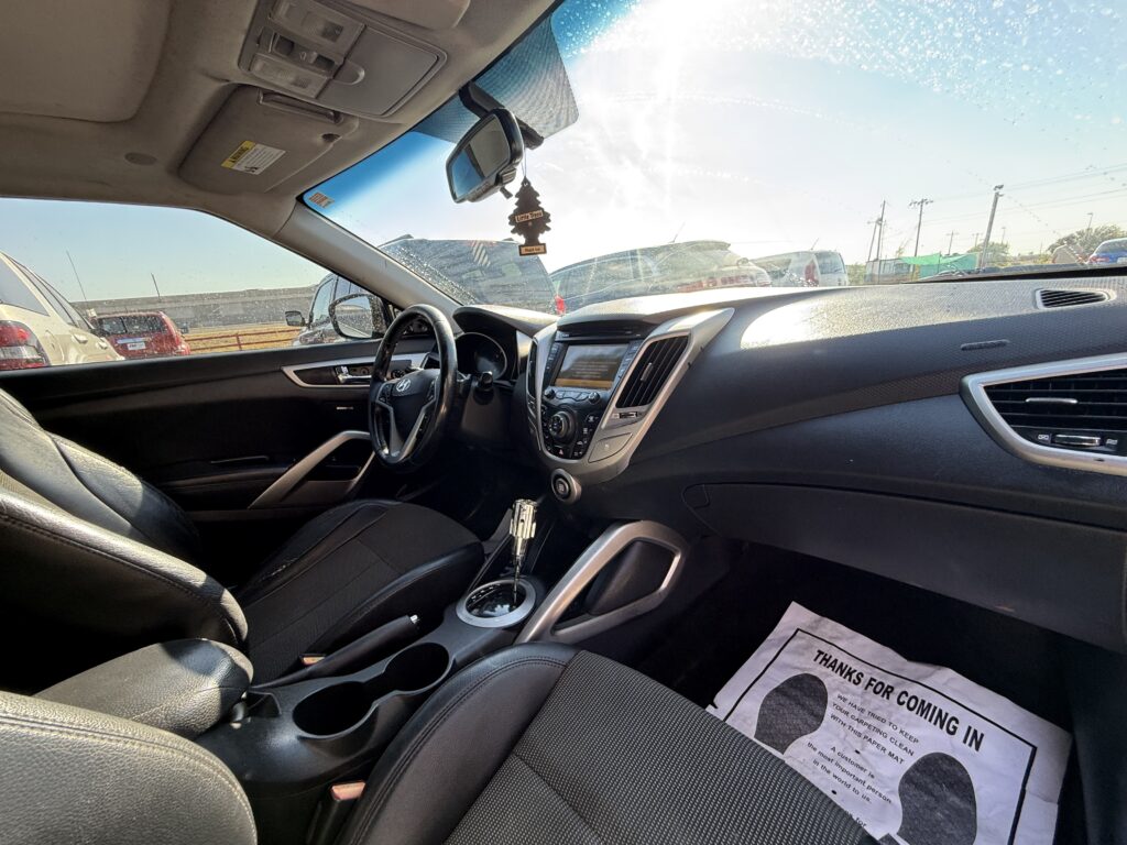 2013 HYUNDAI VELOSTER