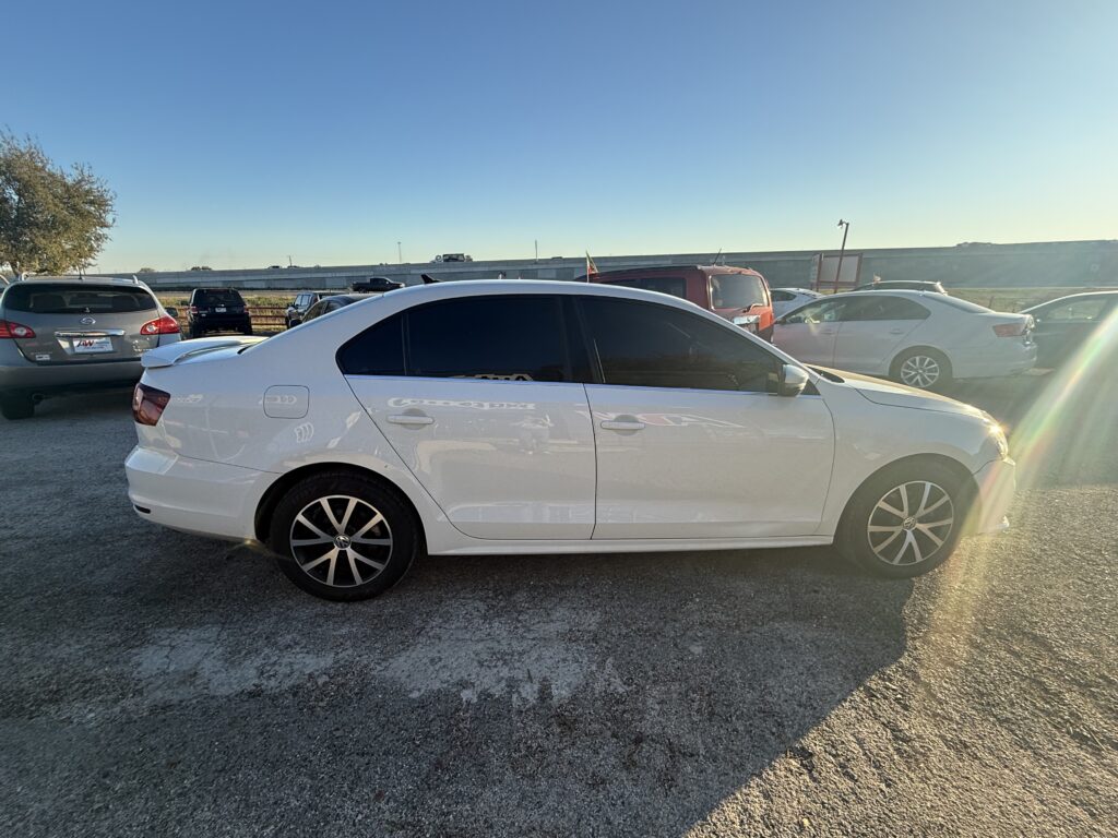 2017 VOLKSWAGEN JETTA