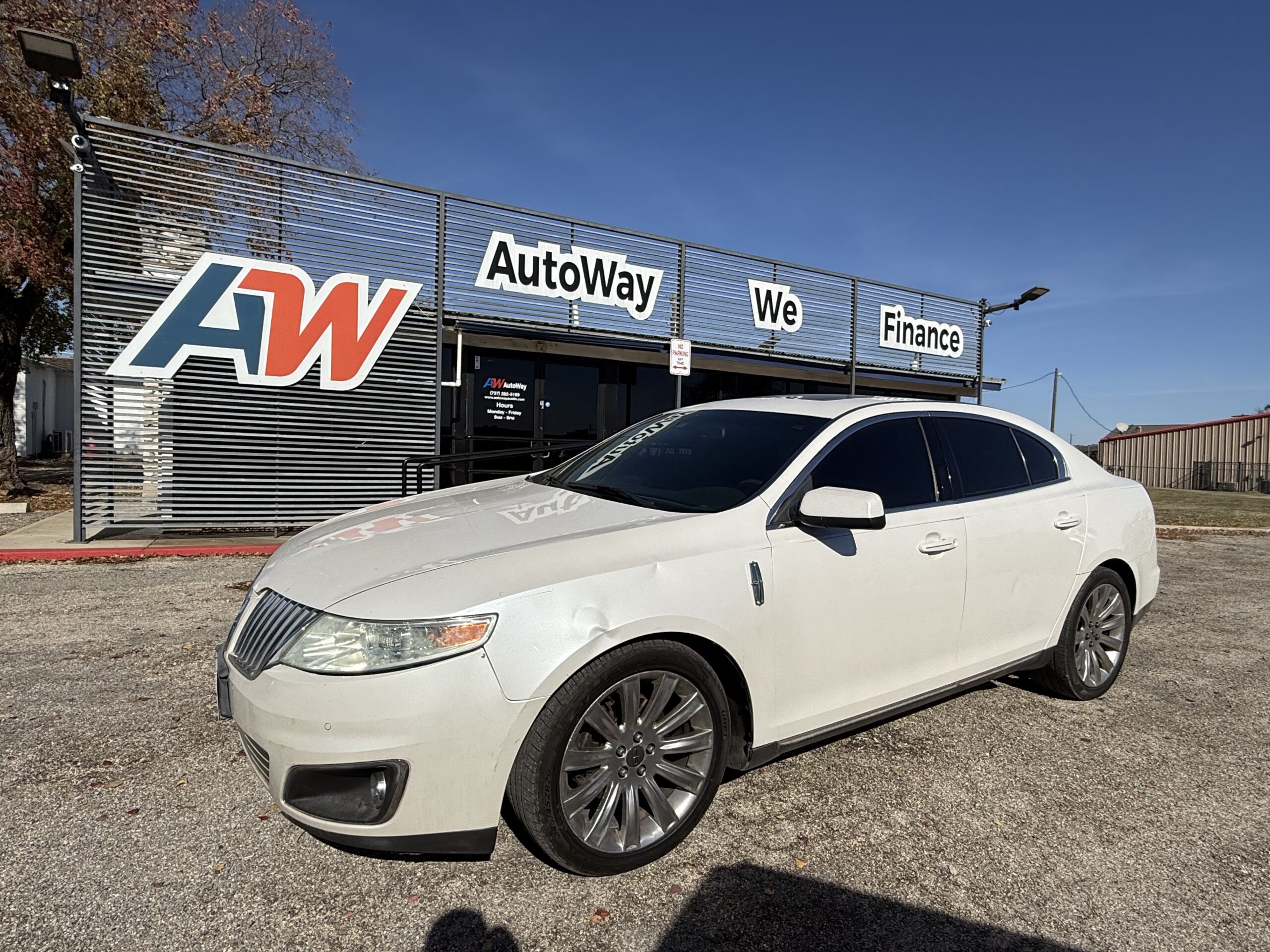 2011 Lincoln MKS Base's photo